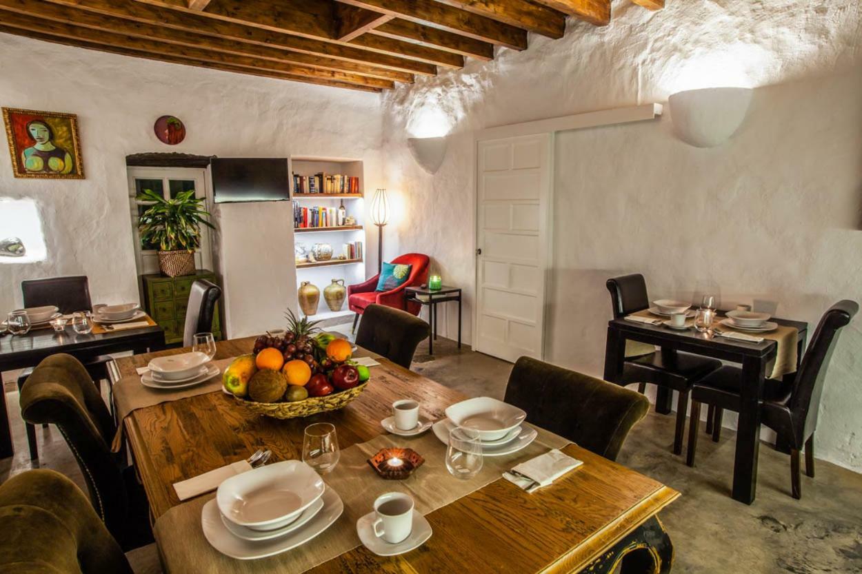 Los Lirios Hotel Rural - Adults Only Tías Екстериор снимка