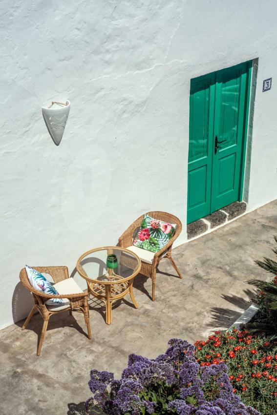 Los Lirios Hotel Rural - Adults Only Tías Екстериор снимка