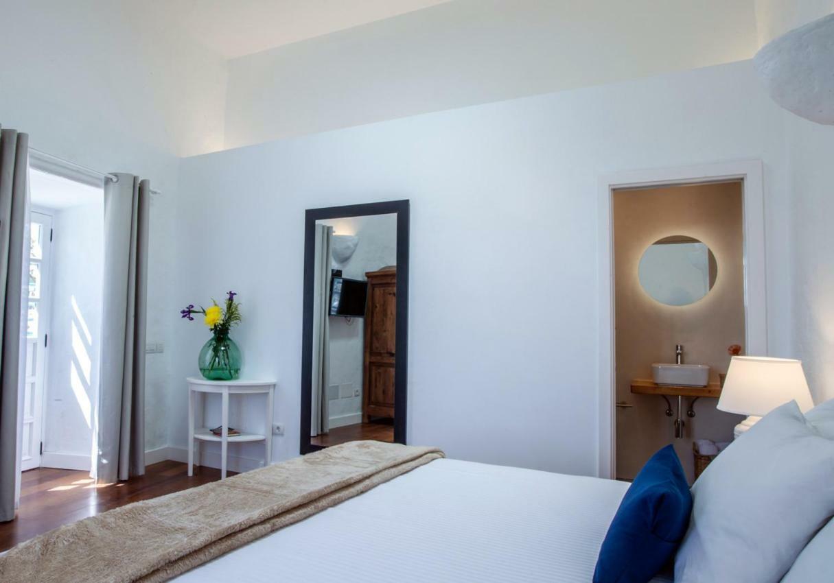 Los Lirios Hotel Rural - Adults Only Tías Екстериор снимка