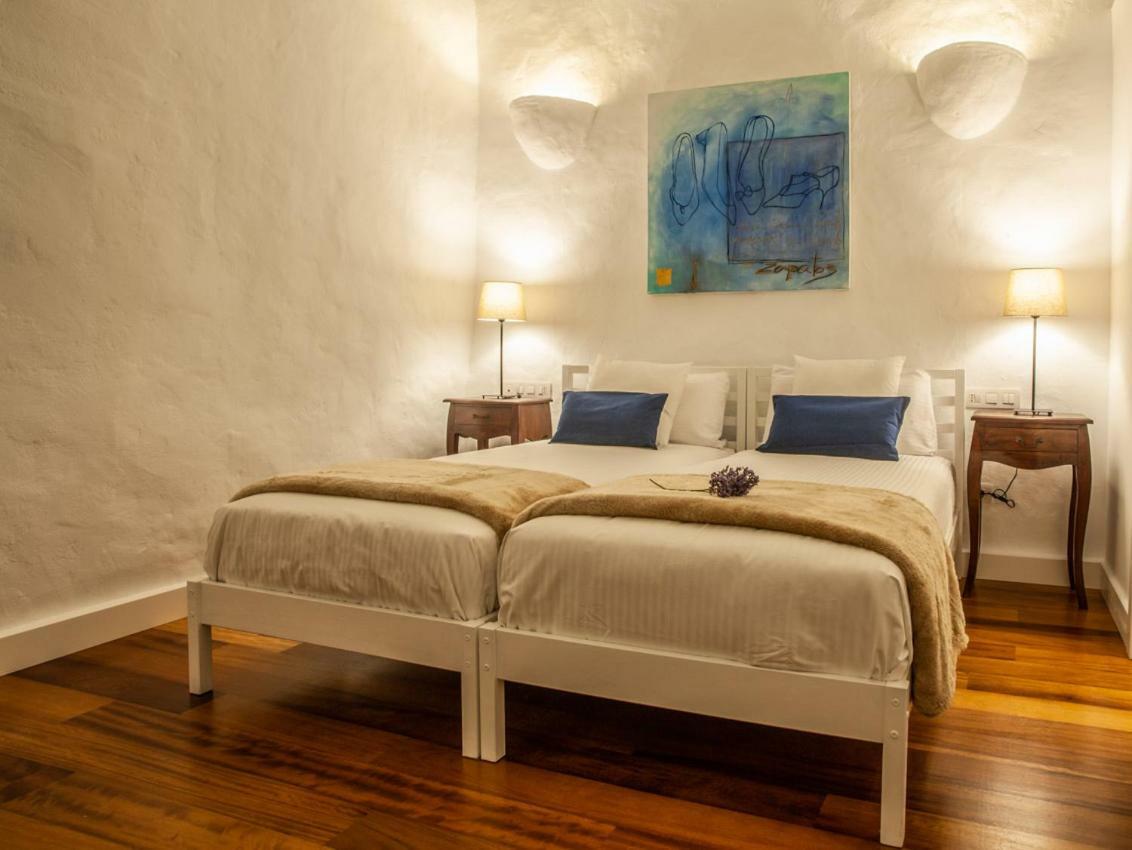 Los Lirios Hotel Rural - Adults Only Tías Екстериор снимка