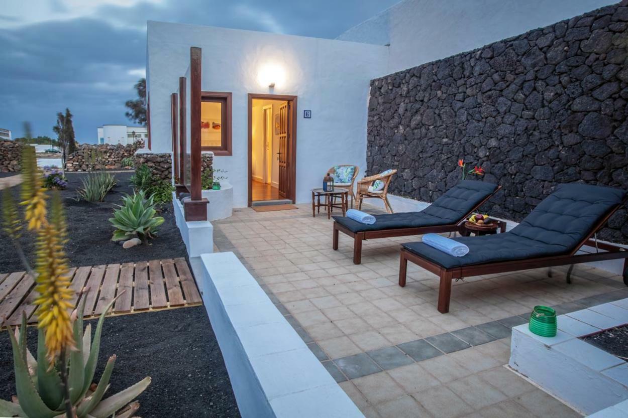 Los Lirios Hotel Rural - Adults Only Tías Екстериор снимка